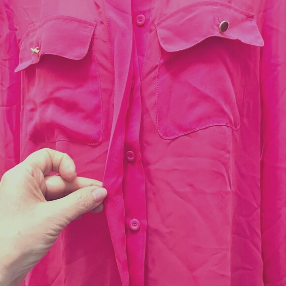 Bisou Bisou-NWT- Women's Long Sleeve Hot Pink Button Up Blouse-XS-Slit Up Back - Picture 5 of 16